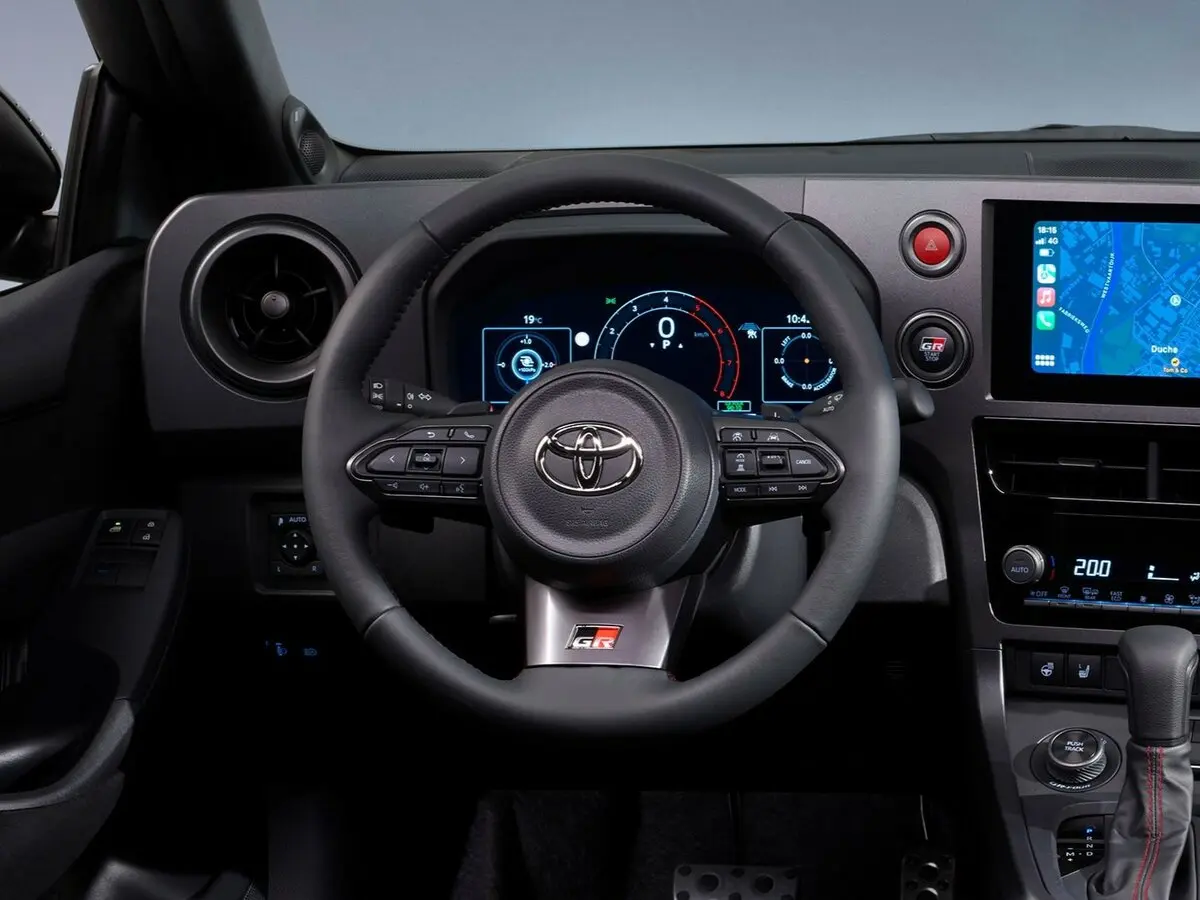 Toyota Yaris IV Рестайлинг Хэтчбек 3 дв. GR — сүрөт 9