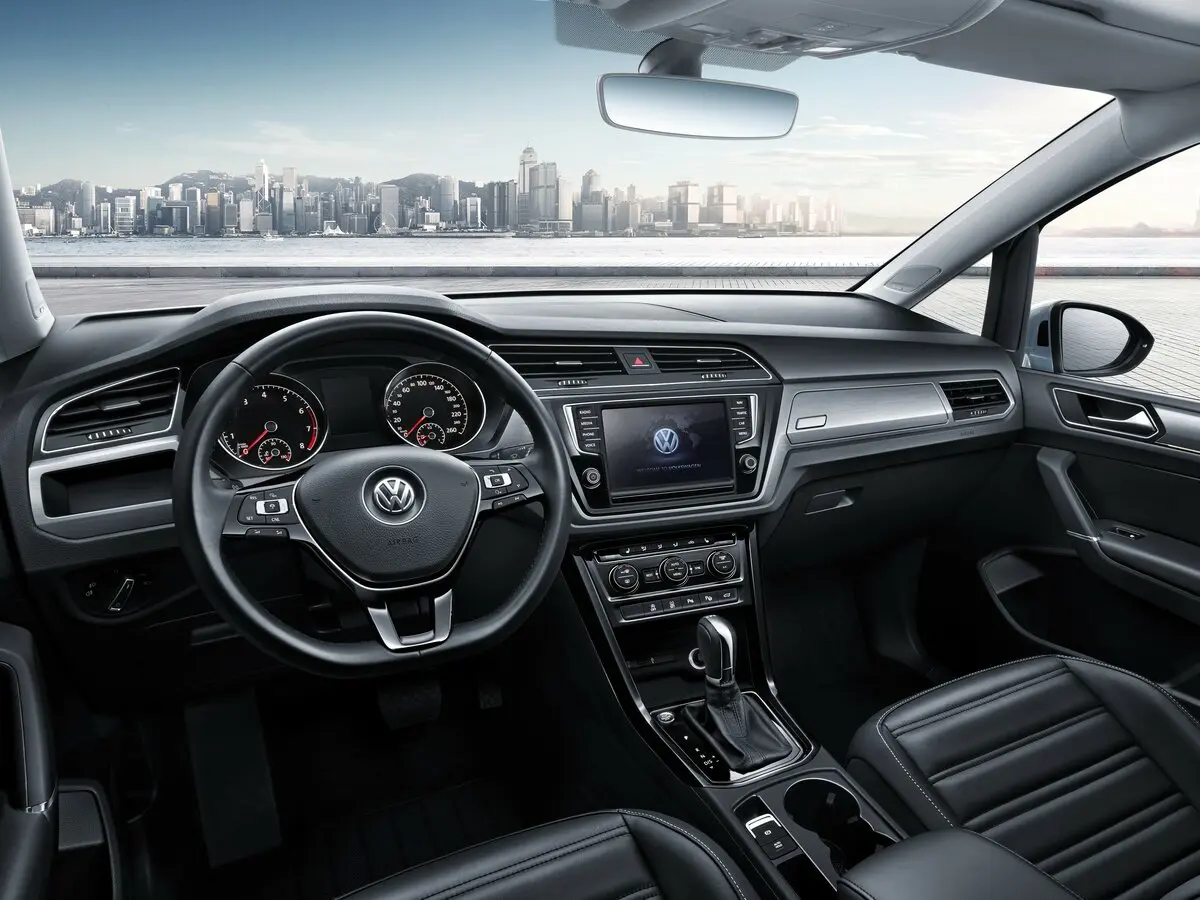 Volkswagen Touran II Компактвэн Cross L — сүрөт 4