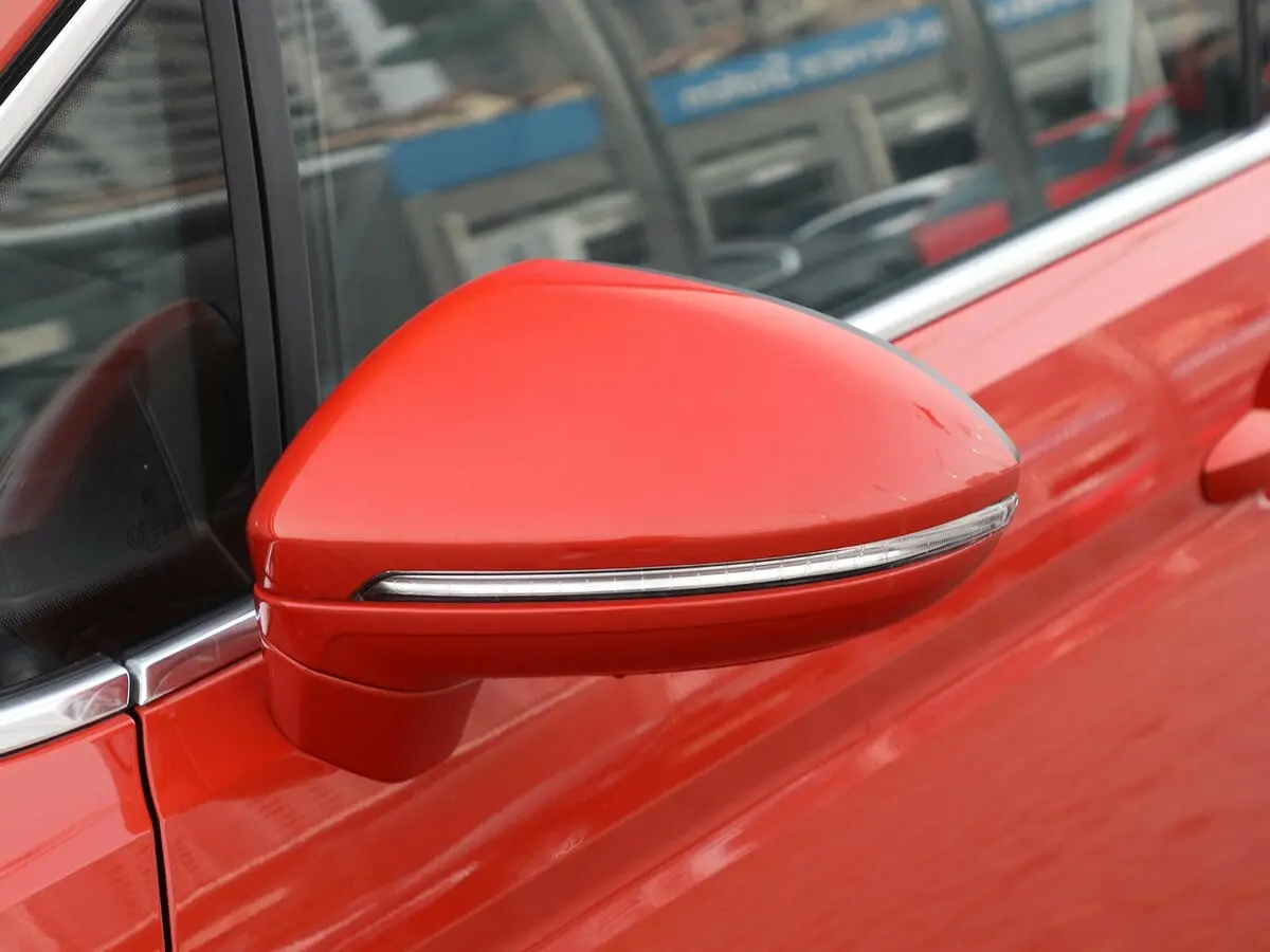 Volkswagen Touran II Компактвэн Cross L — сүрөт 13