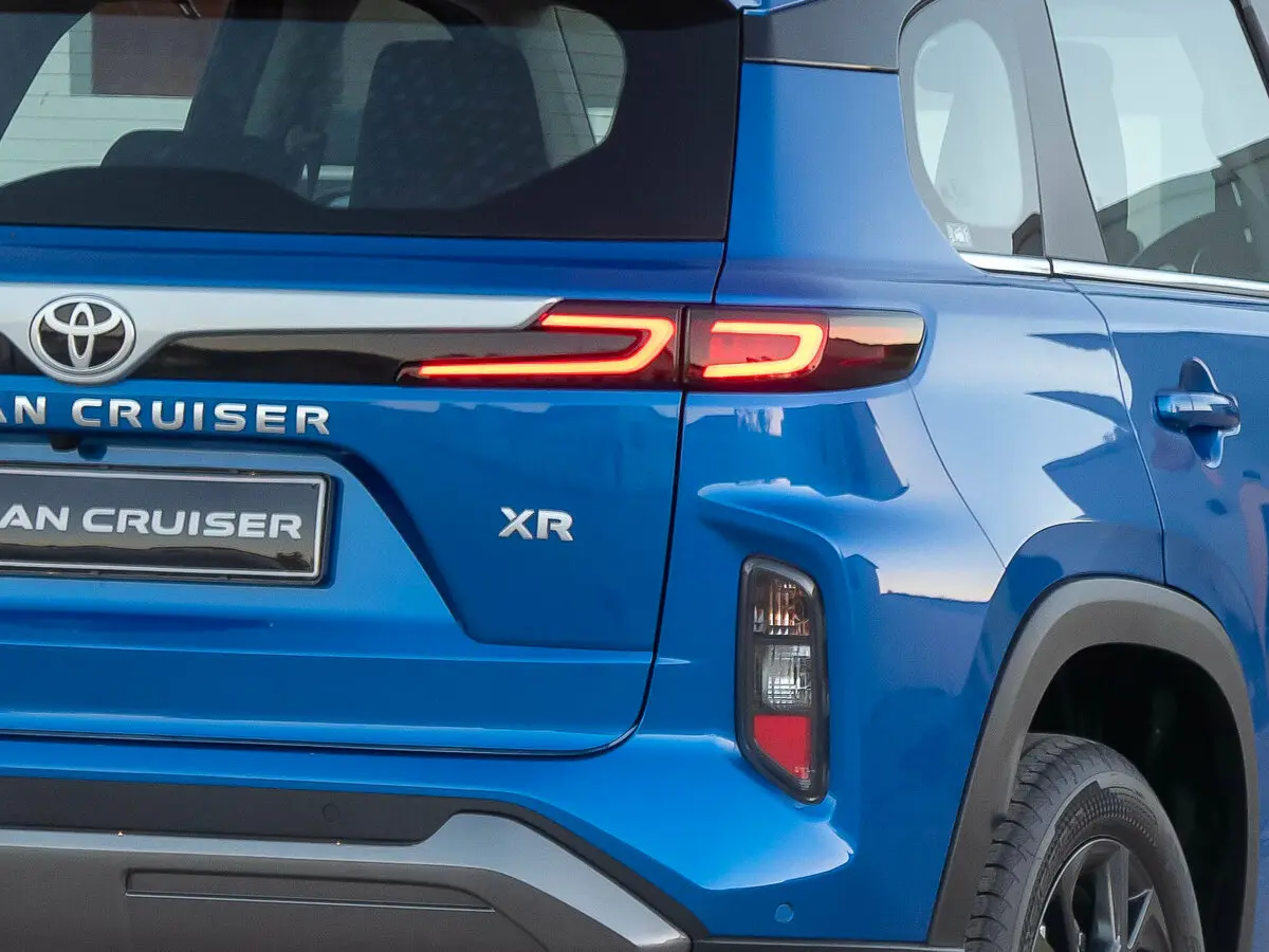 Toyota Urban Cruiser III Внедорожник 5 дв. — фото 16