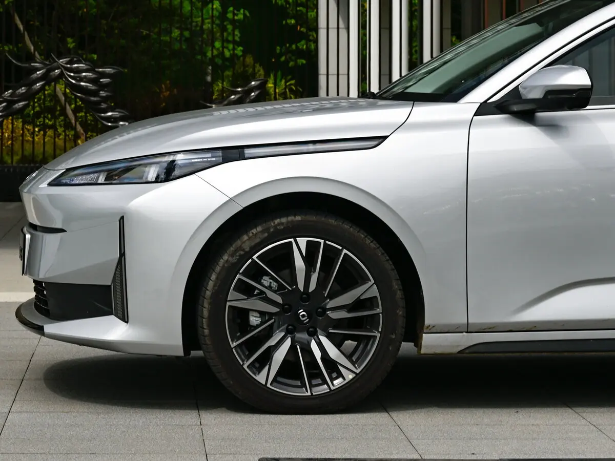 Changan Qiyuan A05 I Седан — сүрөт 14