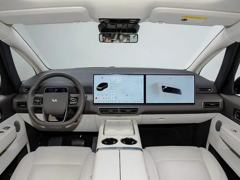 Li Auto (Lixiang) Mega I Минивэн — photo 6