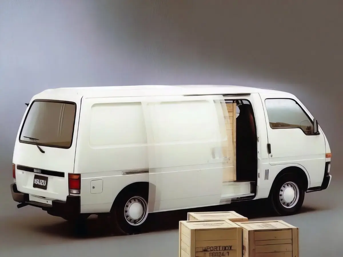 Isuzu Midi 1986 – 1996 Фургон — photo 2