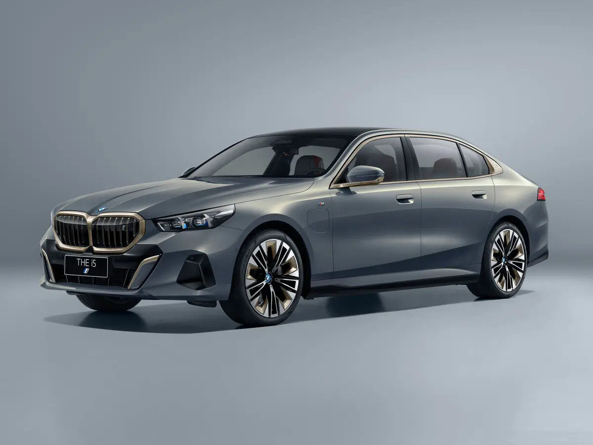 BMW i5 2023 – н.в. Седан Long