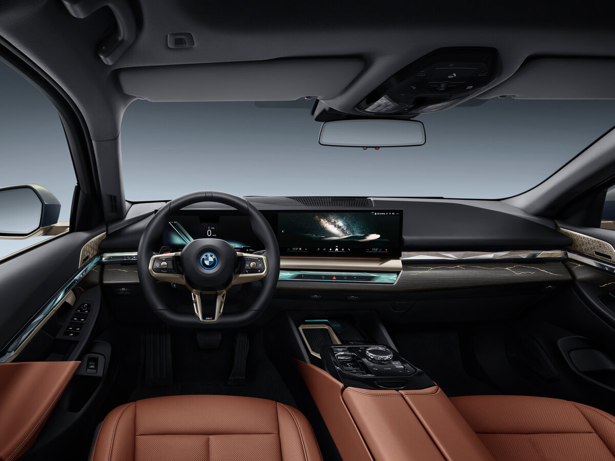 BMW i5 2023 – н.в. Седан Long
