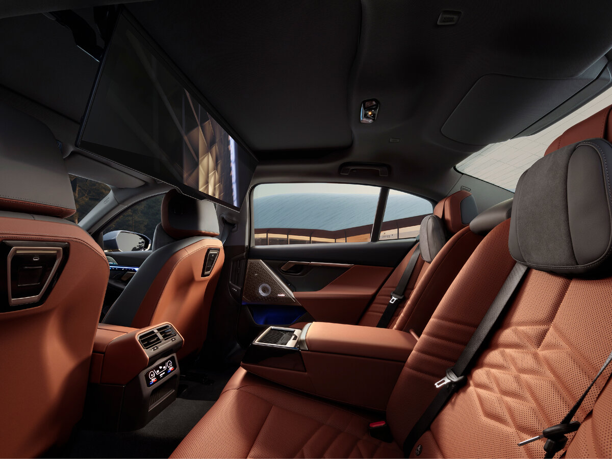BMW i5 2023 – н.в. Седан Long