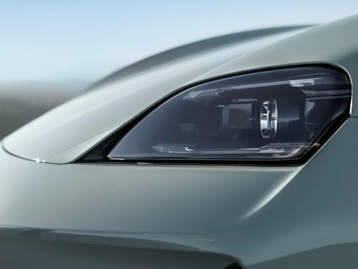 Porsche Taycan I Рестайлинг Седан — photo 15