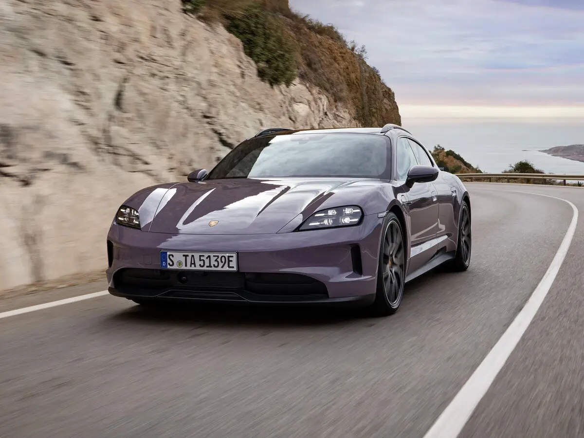Porsche Taycan I Рестайлинг Универсал 5 дв. Sport Turismo