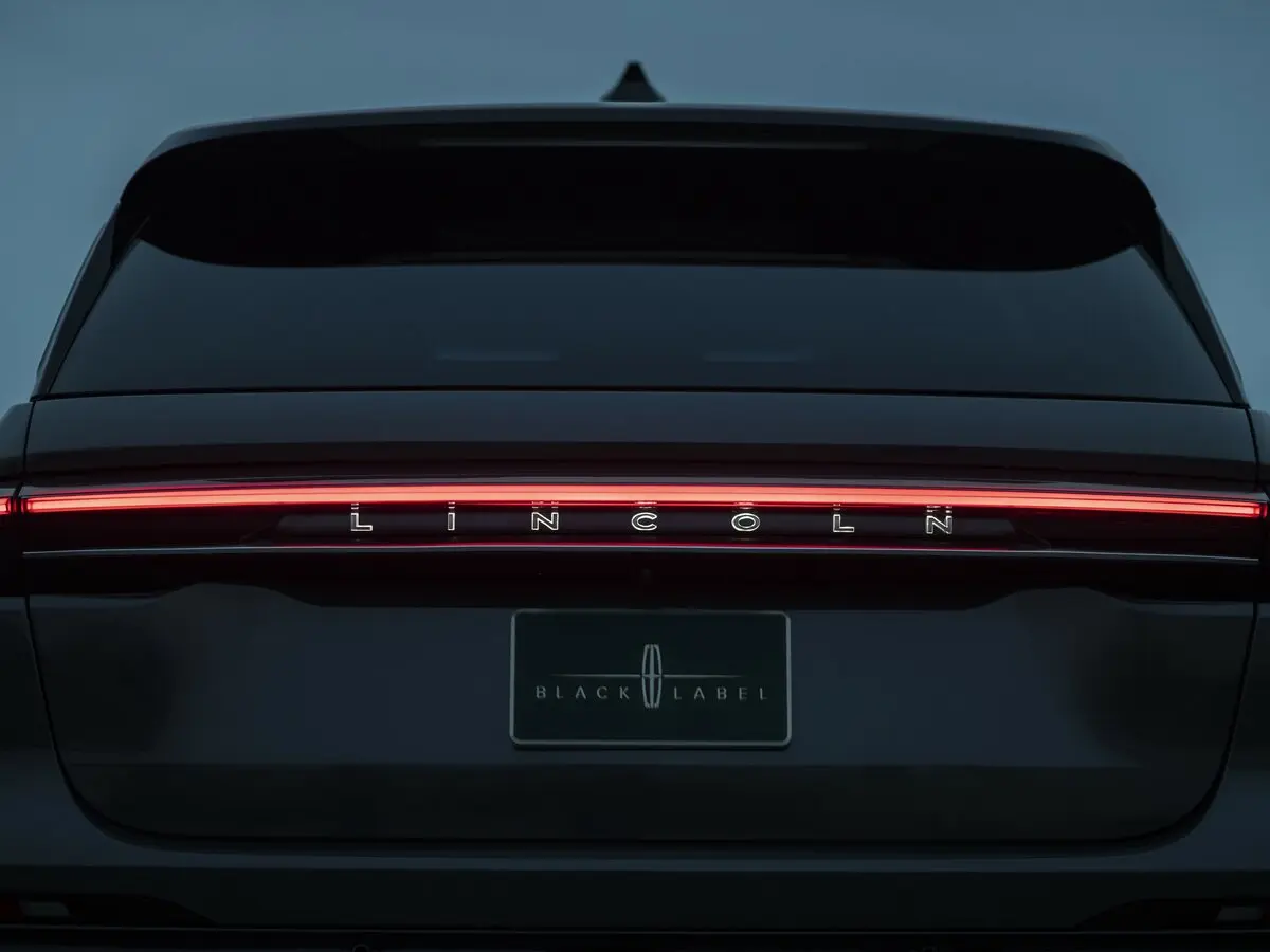 Lincoln Nautilus II Внедорожник 5 дв. — сүрөт 12