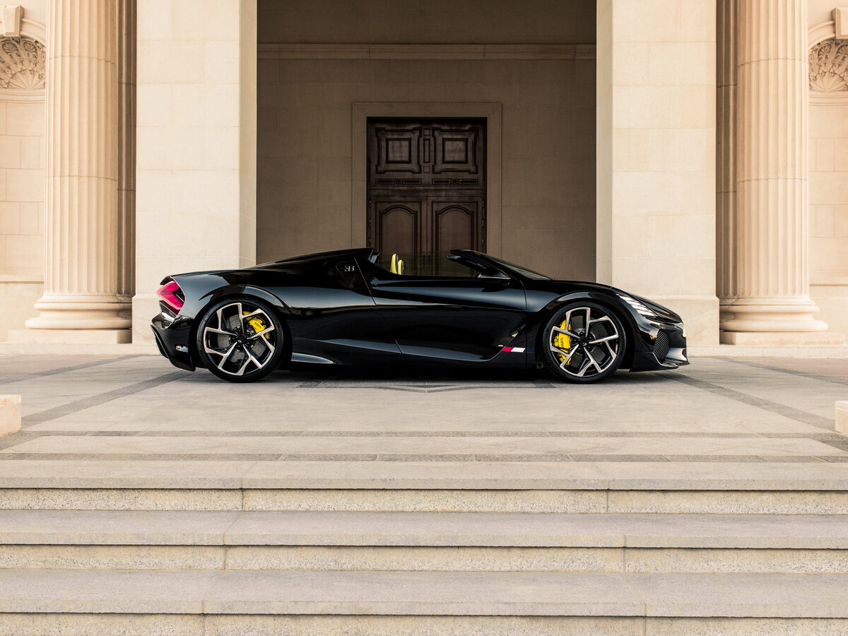 Bugatti W16 Mistral 2024 – 2025 Родстер — фото 2