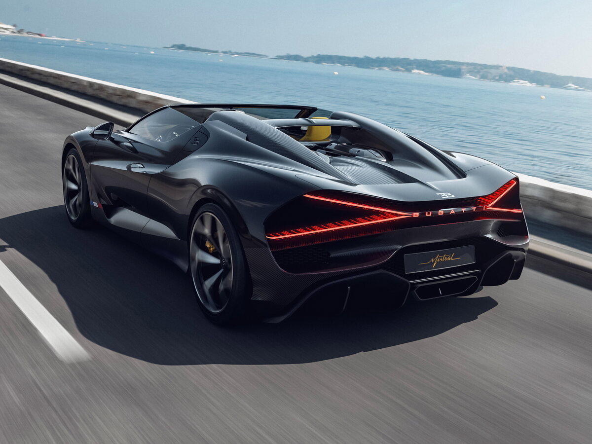 Bugatti W16 Mistral 2024 – 2025 Родстер — фото 5
