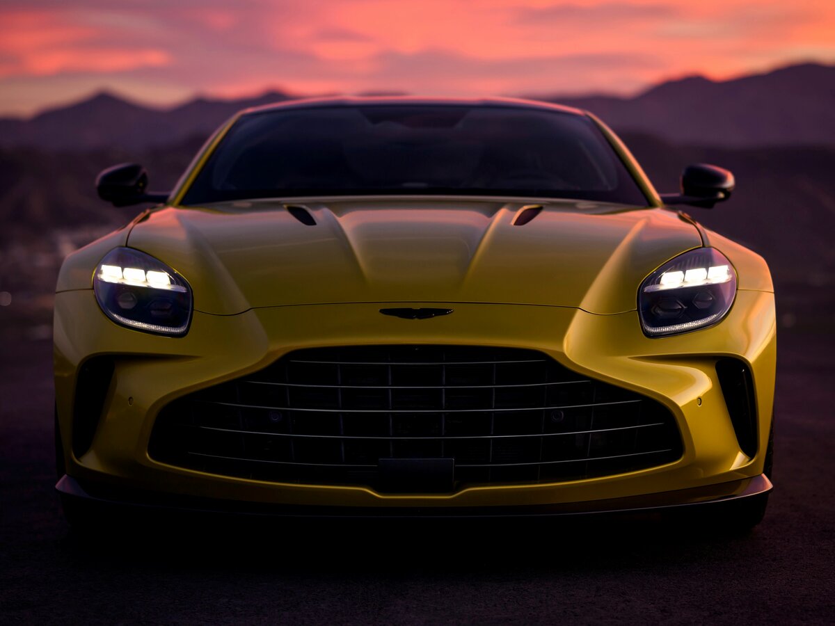 Aston Martin V8 Vantage IV Рестайлинг Купе — фото 3