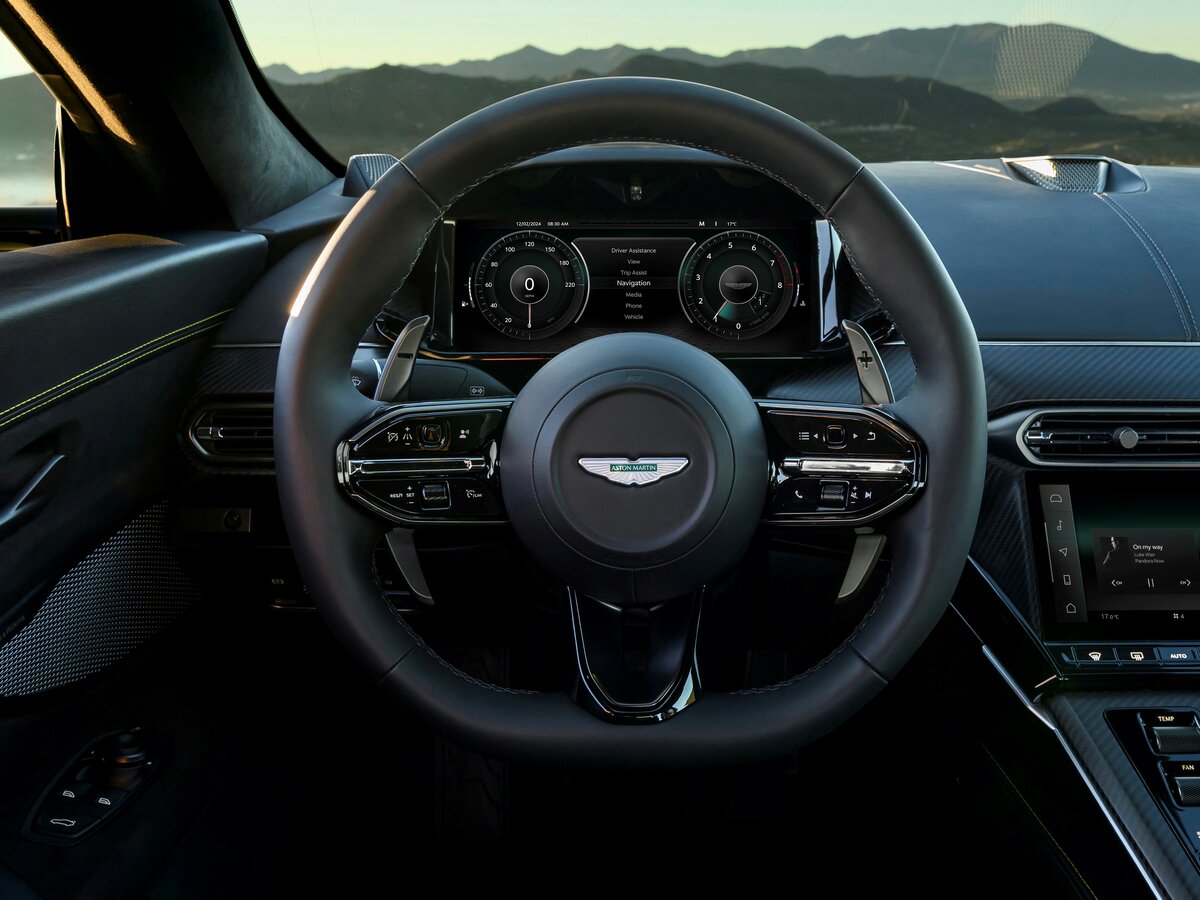 Aston Martin V8 Vantage IV Рестайлинг Купе — фото 6