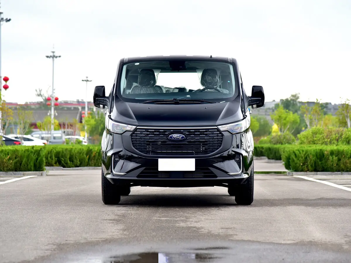 Ford Transit Custom I (China Market) Минивэн SWB — 照片 3