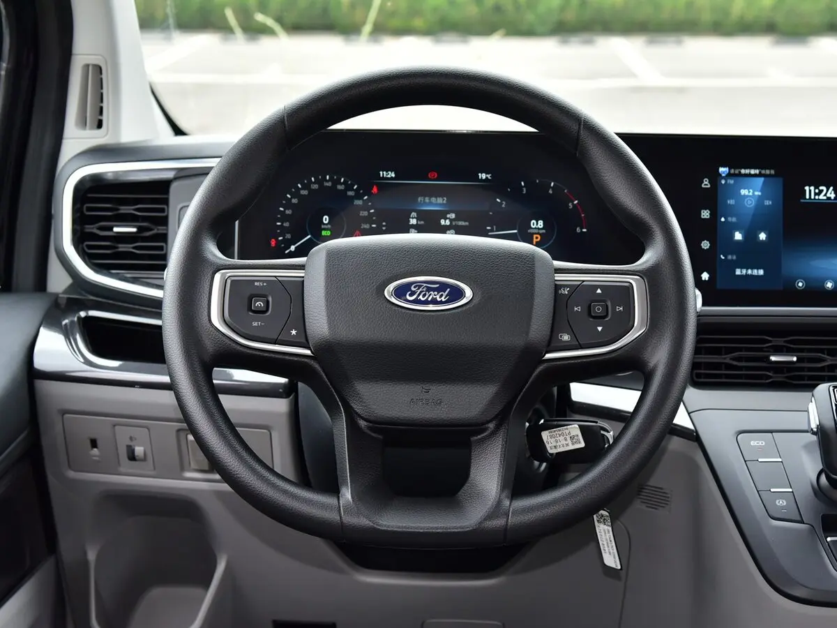 Ford Transit Custom I (China Market) Минивэн SWB — 照片 10