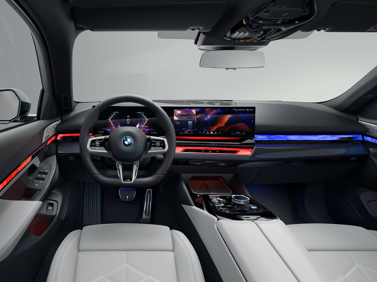 BMW i5 2023 – н.в. Универсал 5 дв.
