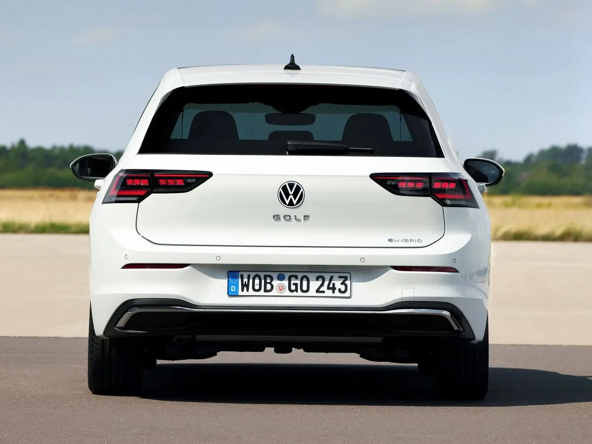 Volkswagen Golf VIII Рестайлинг Хэтчбек 5 дв. — фото 4