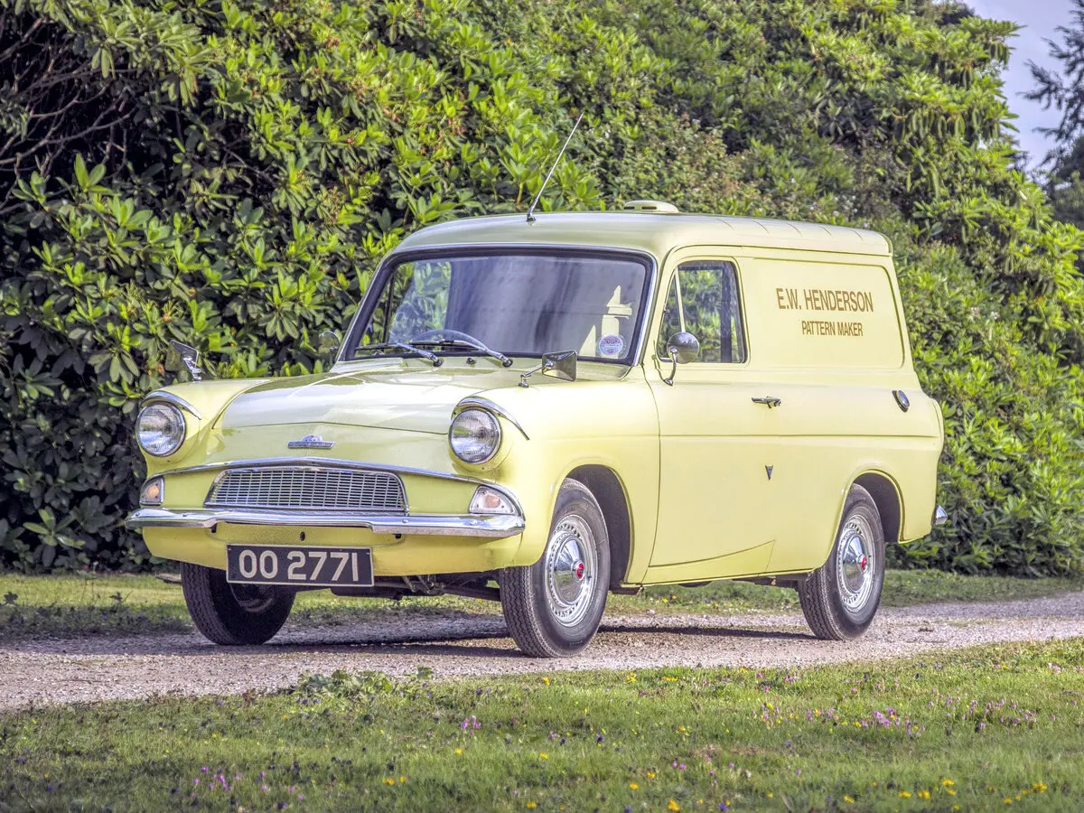 Ford Anglia IV 105E Фургон