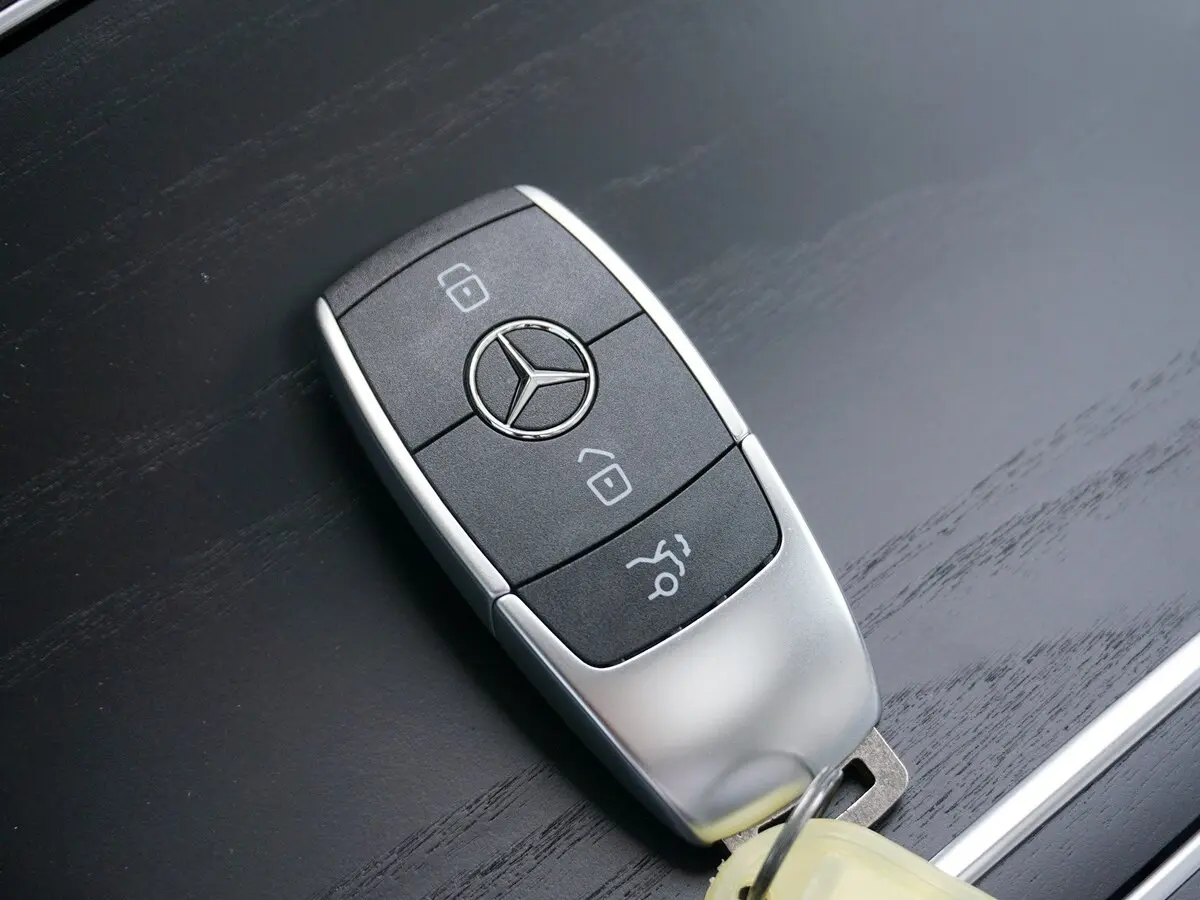 Mercedes-Benz C-Класс IV (W205) Рестайлинг Седан Long — сүрөт 15