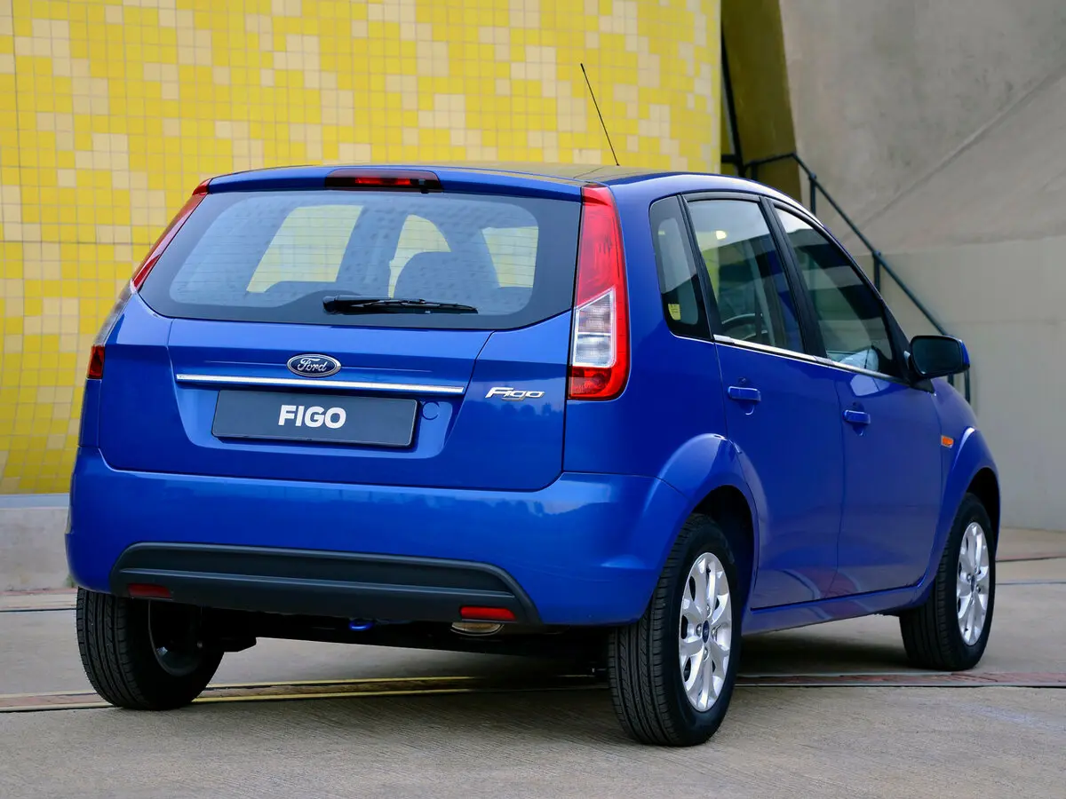Ford Figo I Рестайлинг Хэтчбек 5 дв. — сүрөт 4