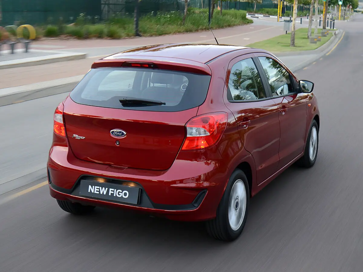 Ford Figo II Рестайлинг Хэтчбек 5 дв. — сүрөт 4