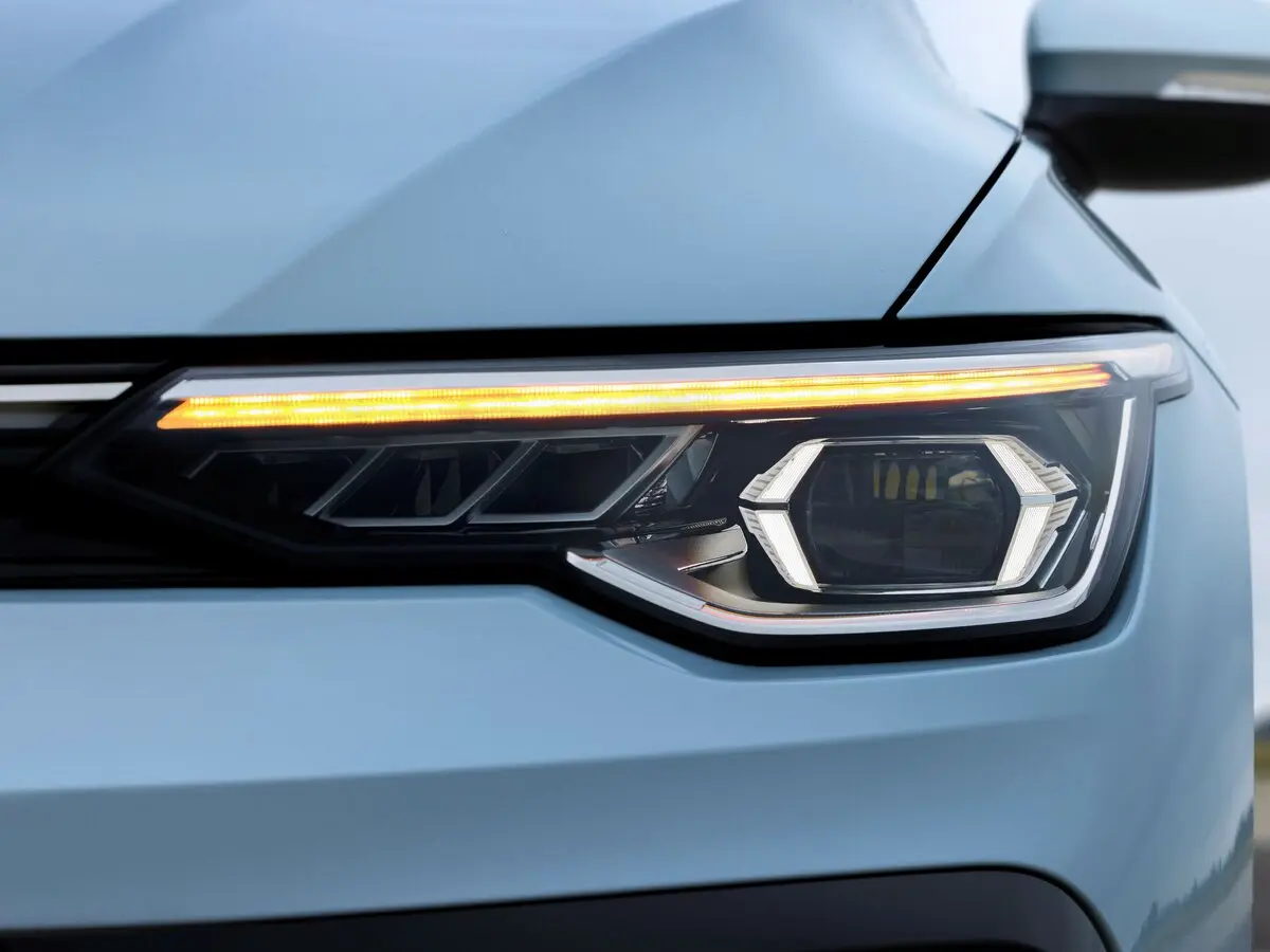 Volkswagen Golf VIII Рестайлинг Универсал 5 дв. — фото 11
