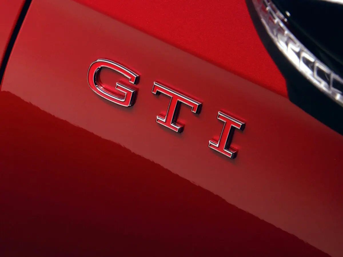 Volkswagen Golf GTI VIII Рестайлинг Хэтчбек 5 дв. — сүрөт 11