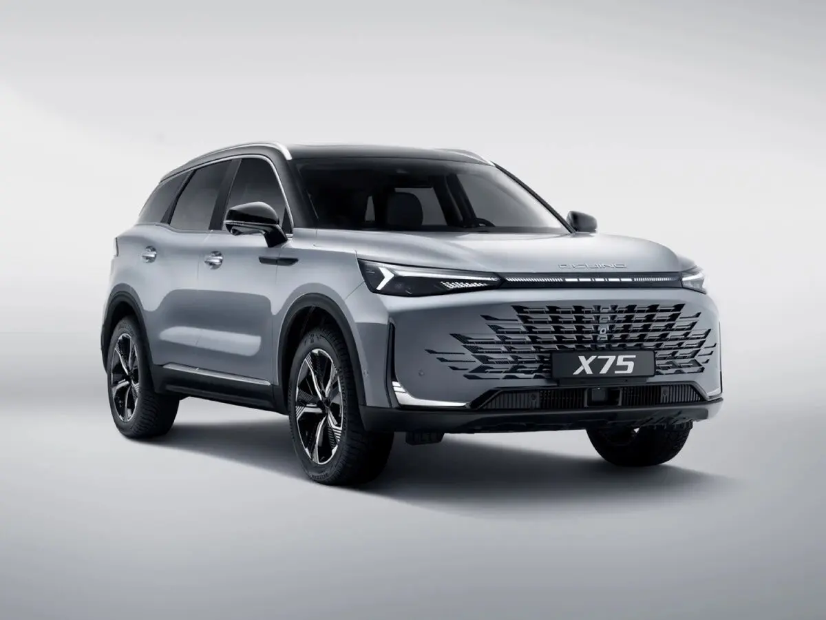 BAIC X75 2024 – н.в.