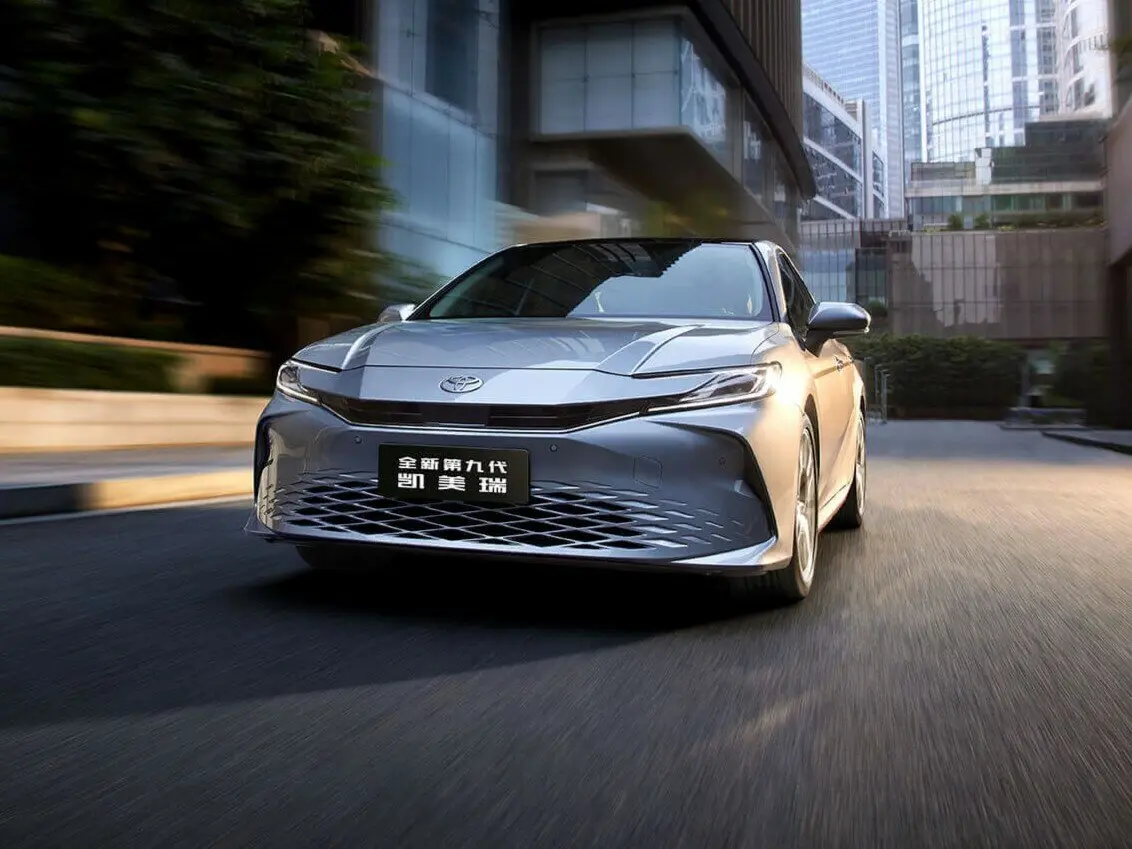 Toyota Camry IX (XV80) China Market Седан — сүрөт 2