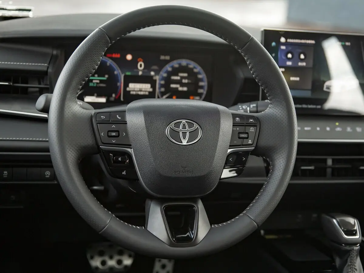 Toyota Camry IX (XV80) China Market Седан — сүрөт 24