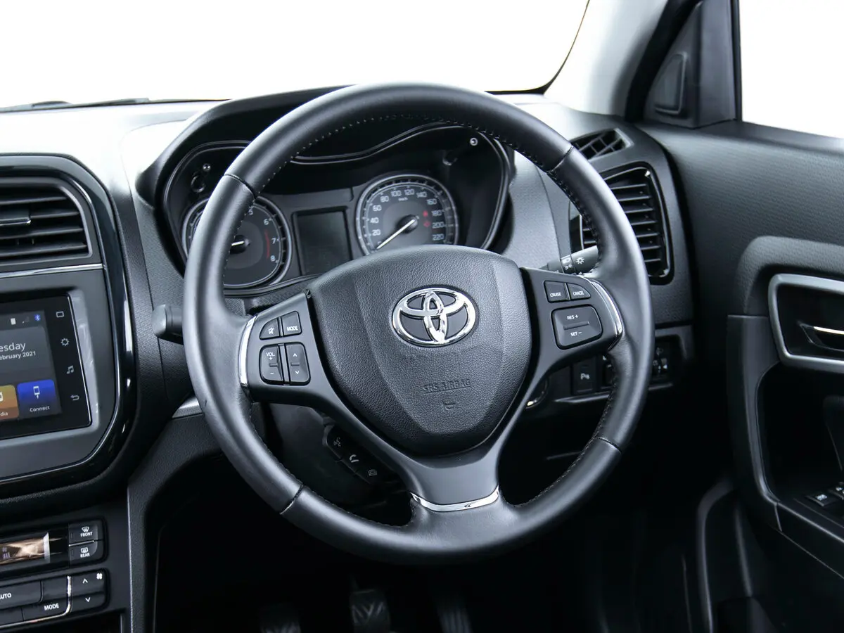 Toyota Urban Cruiser II Внедорожник 5 дв. — фото 9