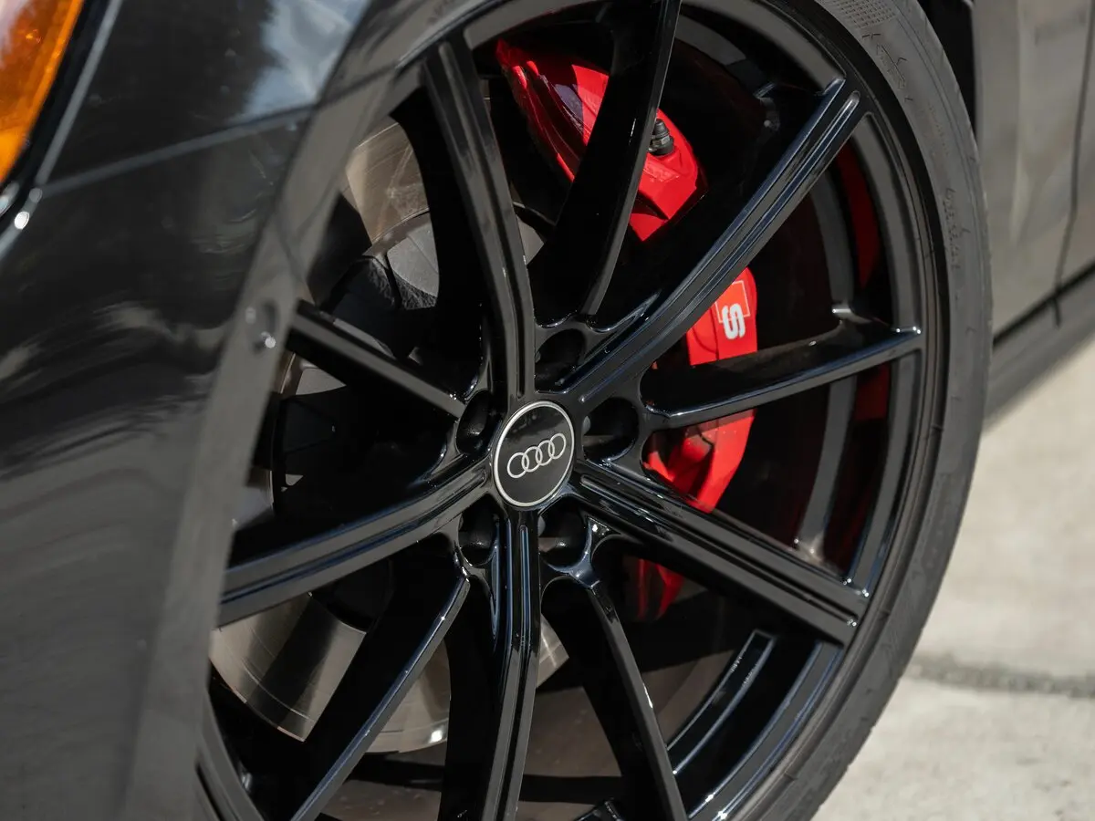 Audi S8 IV (D5) Рестайлинг Седан Long — сүрөт 11
