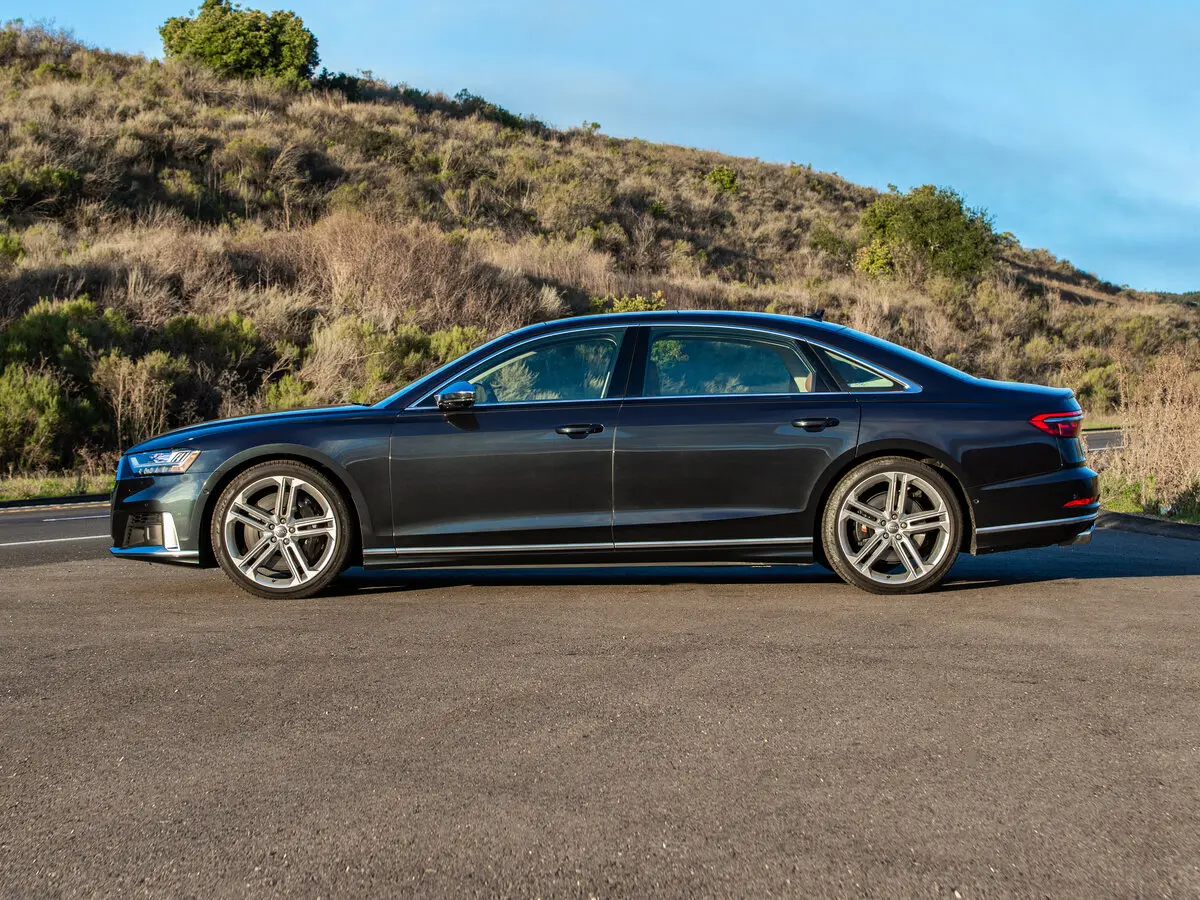 Audi S8 IV (D5) Седан Long — сүрөт 2