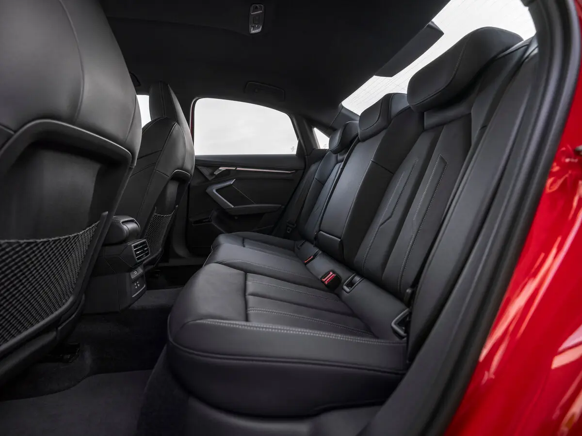 Audi A3 IV (8Y) Рестайлинг Седан — сүрөт 10