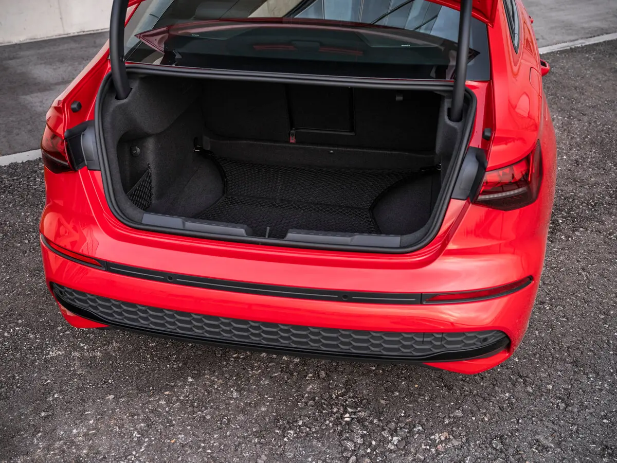 Audi A3 IV (8Y) Рестайлинг Седан — сүрөт 12