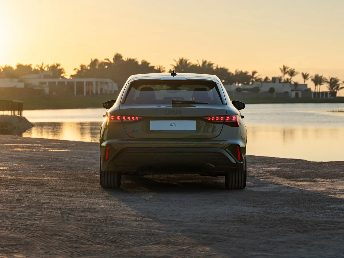 Audi A3 IV (8Y) Рестайлинг Хэтчбек 5 дв. Sportback — сүрөт 3