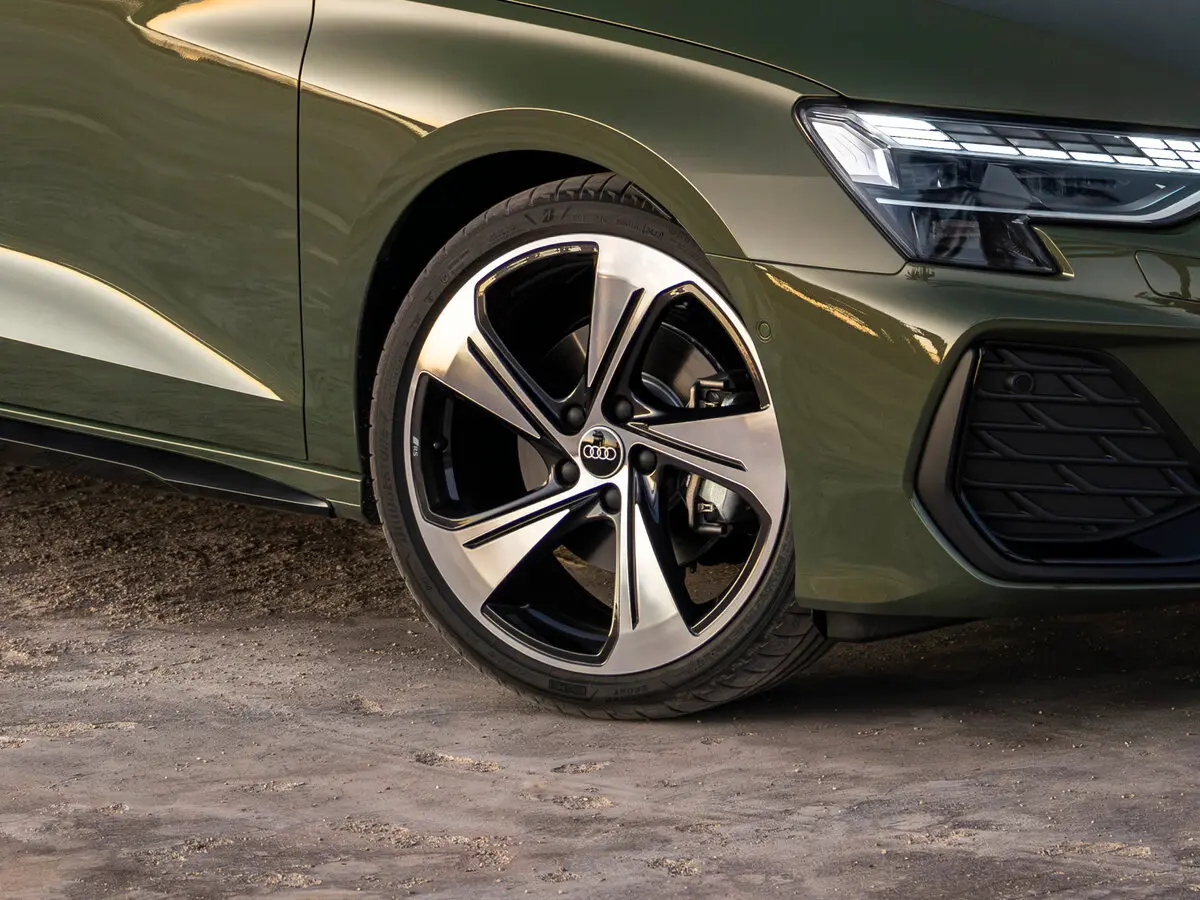 Audi A3 IV (8Y) Рестайлинг Хэтчбек 5 дв. Sportback — сүрөт 12