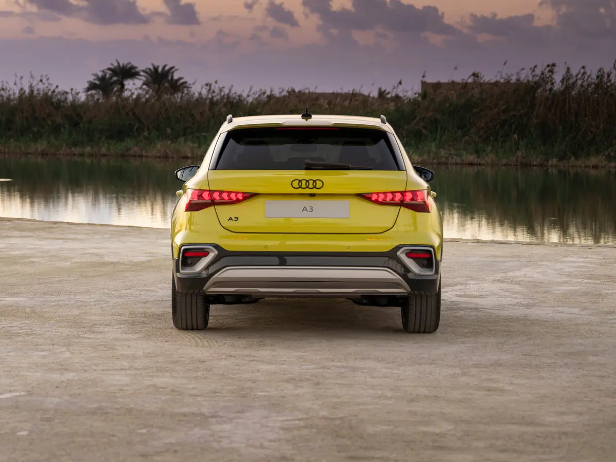 Audi A3 IV (8Y) Рестайлинг Хэтчбек 5 дв. Allstreet — сүрөт 4