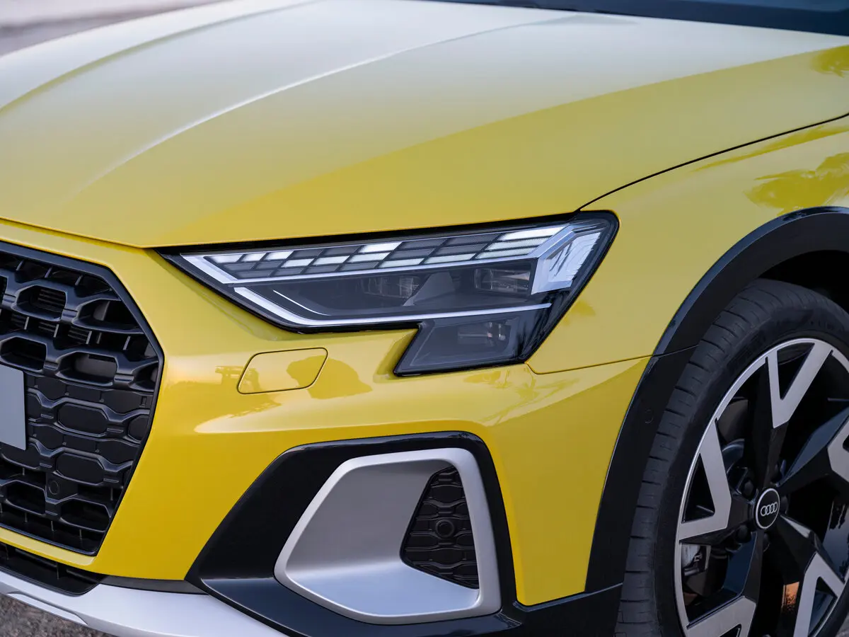 Audi A3 IV (8Y) Рестайлинг Хэтчбек 5 дв. Allstreet — сүрөт 9