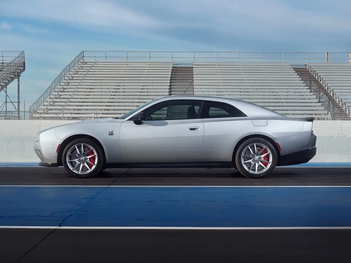 Dodge Charger VIII Купе — сүрөт 2