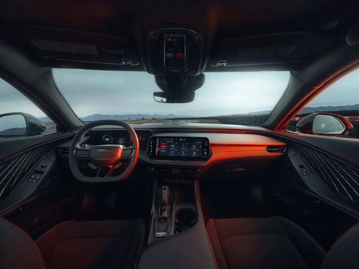 Dodge Charger VIII Купе — сүрөт 6