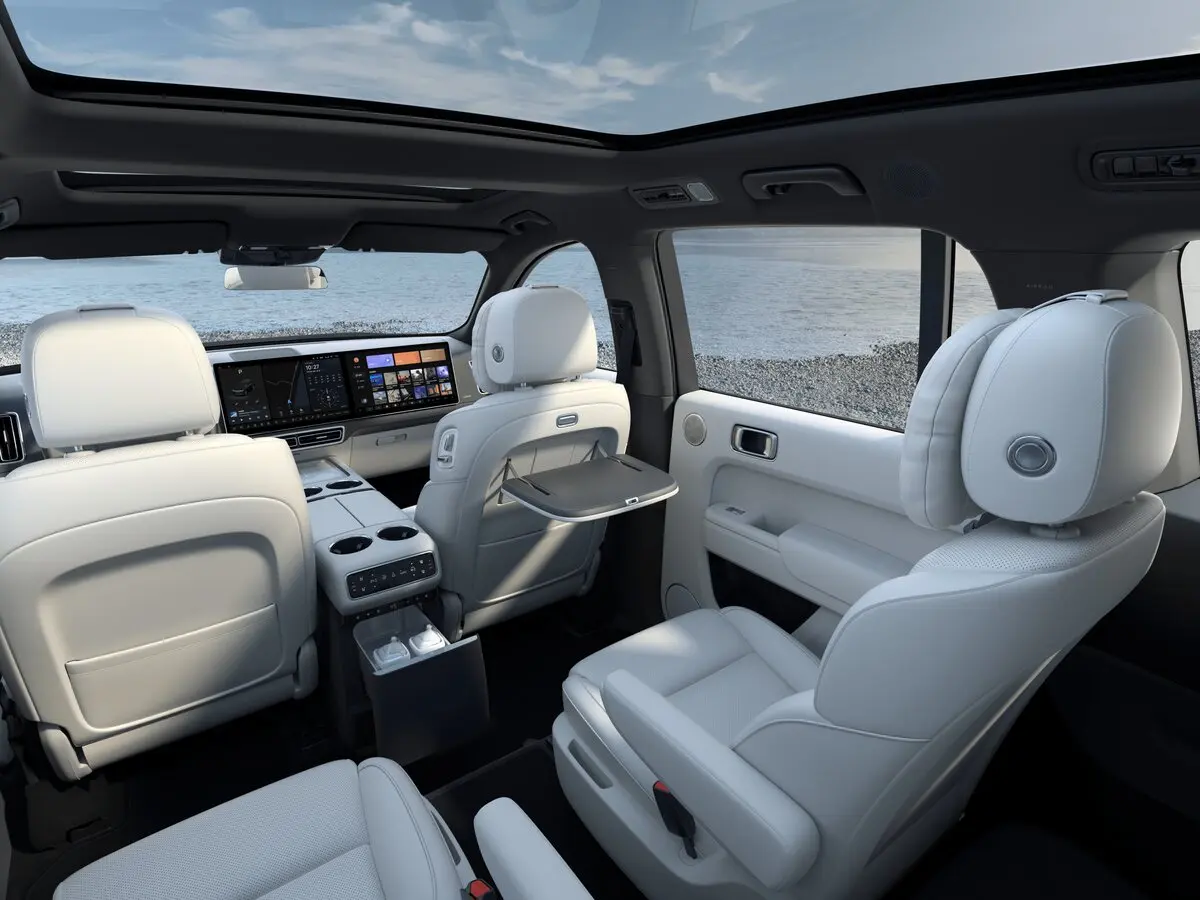 Li Auto (Lixiang) L8 I Рестайлинг Внедорожник 5 дв. — сүрөт 19
