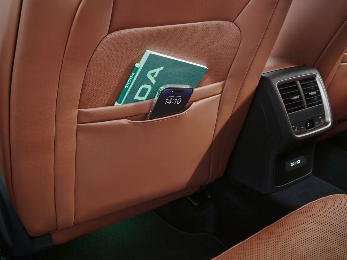 Skoda Octavia IV (A8) Рестайлинг Лифтбек — сүрөт 15