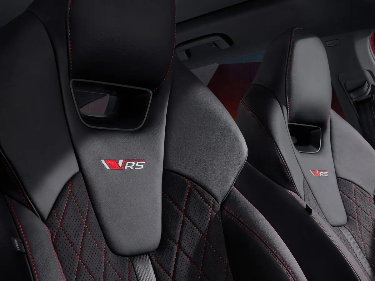 Skoda Octavia RS IV Рестайлинг Лифтбек — сүрөт 8