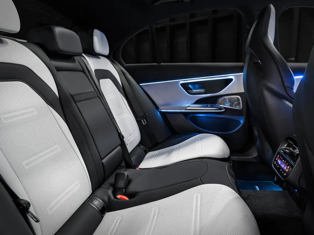 Mercedes-Benz E-Класс AMG VI (W214) Седан — фото 8