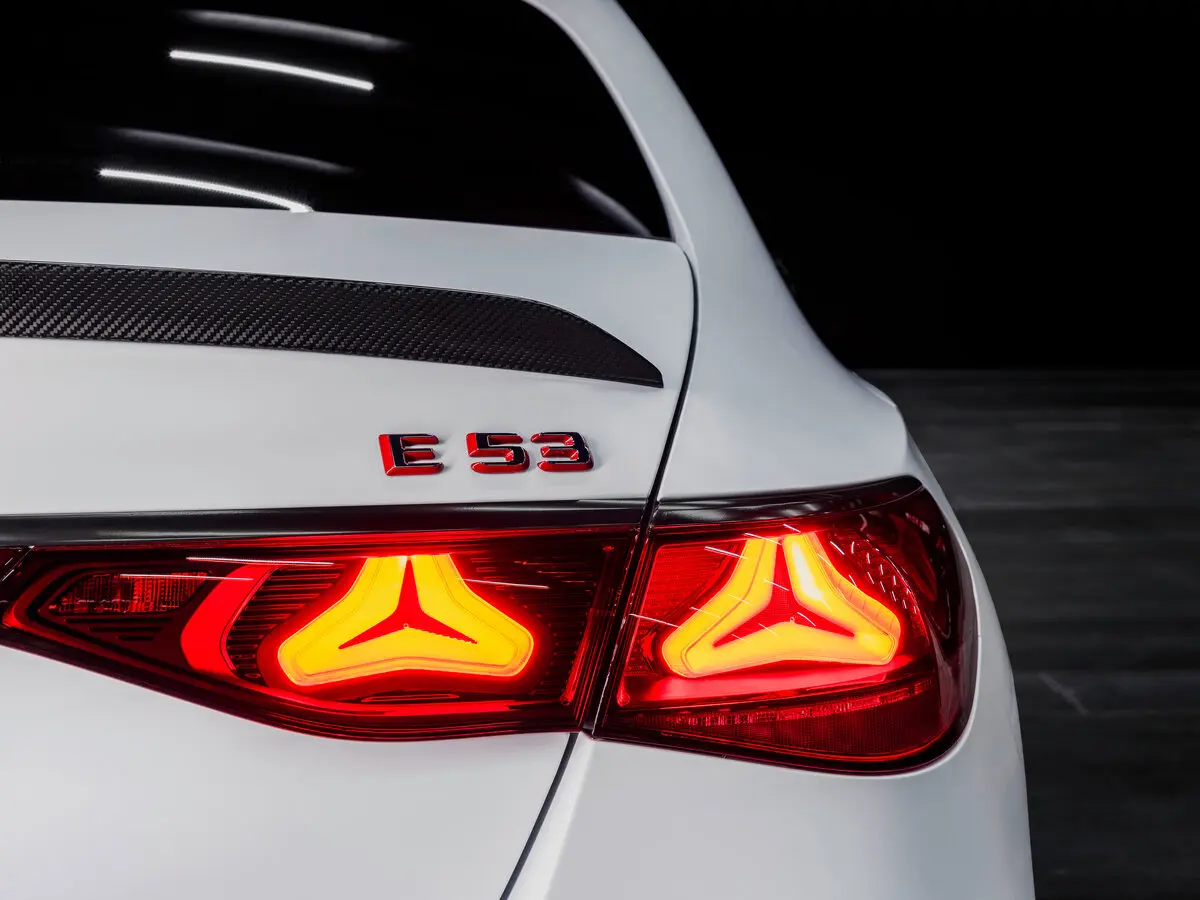 Mercedes-Benz E-Класс AMG VI (W214) Седан — фото 10