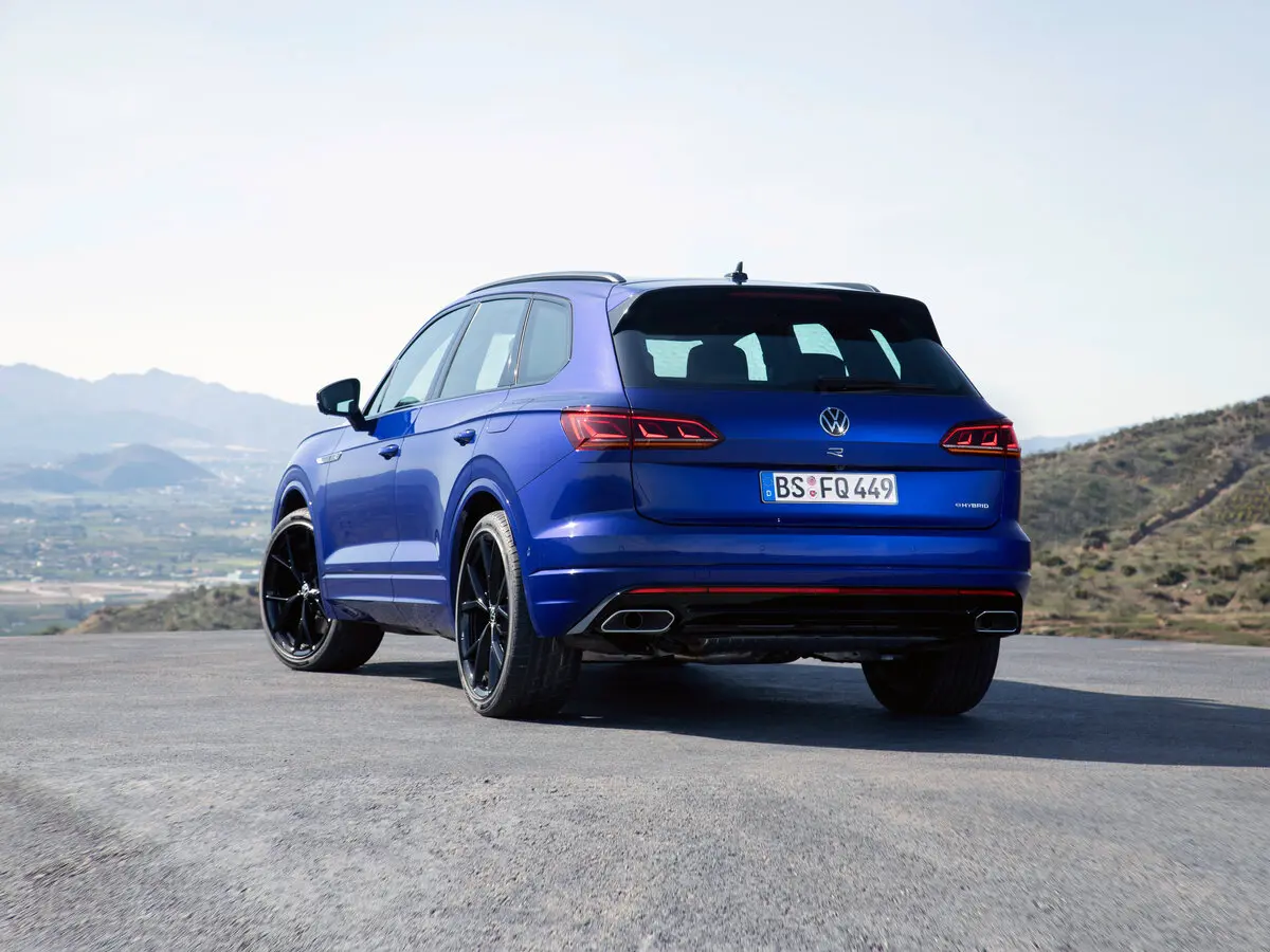 Volkswagen Touareg R III Внедорожник 5 дв. — сүрөт 5