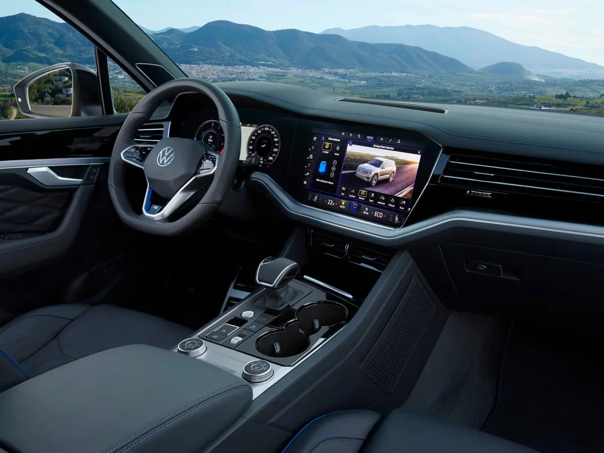 Volkswagen Touareg R III Внедорожник 5 дв. — сүрөт 6
