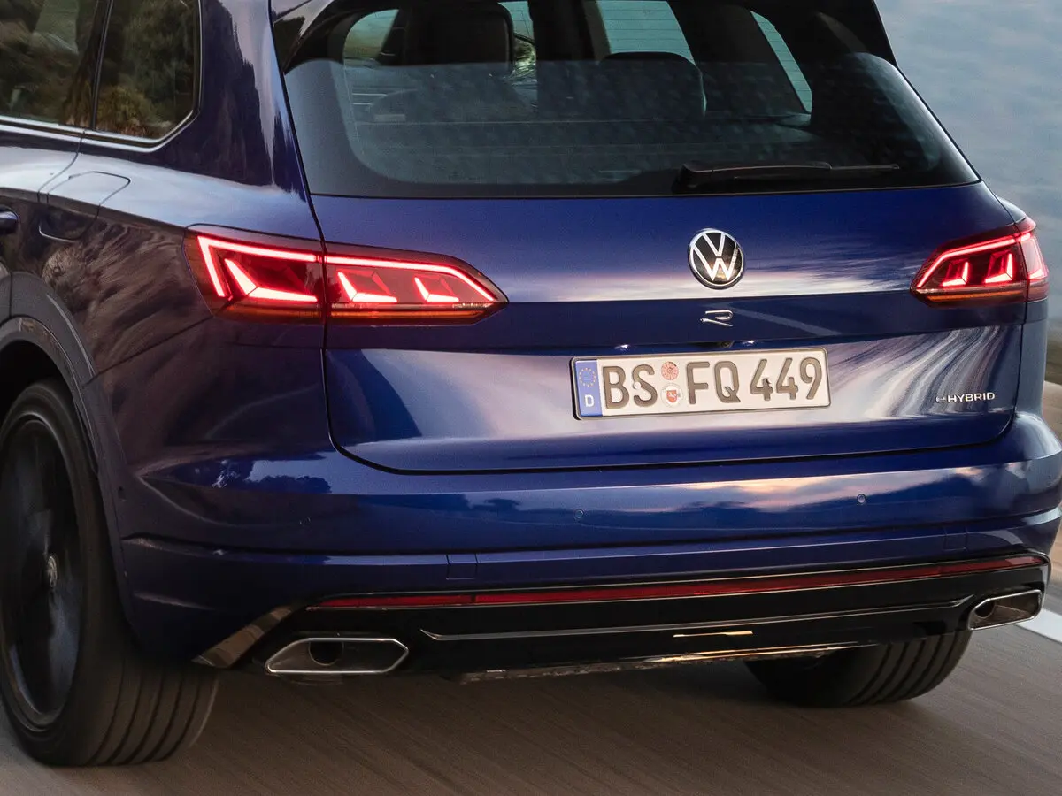 Volkswagen Touareg R III Внедорожник 5 дв. — сүрөт 11