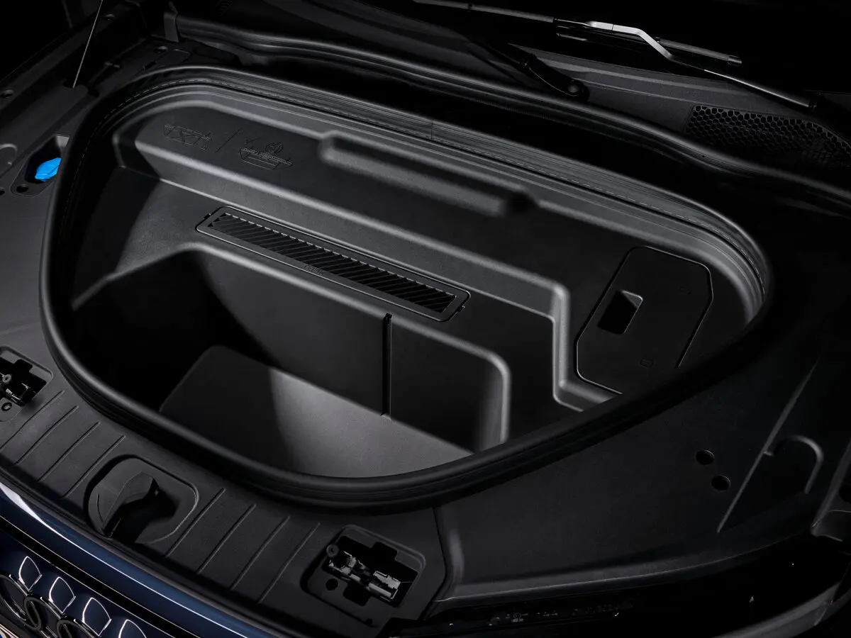 Audi Q6 e-tron 2024 – н.в. Внедорожник 5 дв. — photo 12